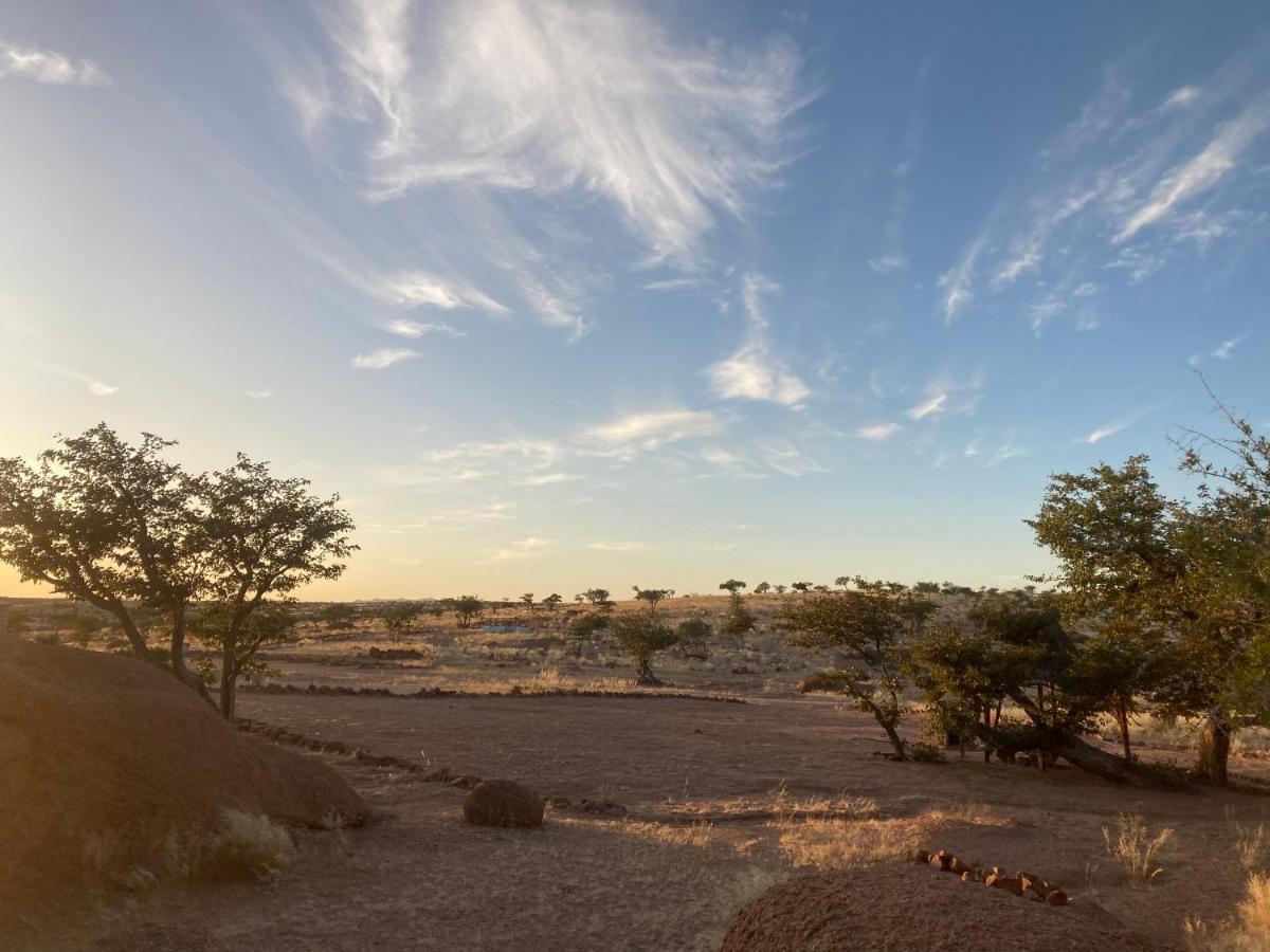 Ozohere Campsite And Himba Village Uis Ngoại thất bức ảnh